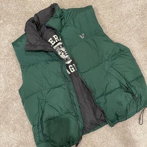 AMERICAN EAGLE PUFFER VEST